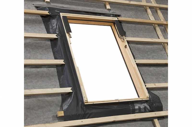 фото Rooflite+ гидроизоляционный фартук RUC 78*140