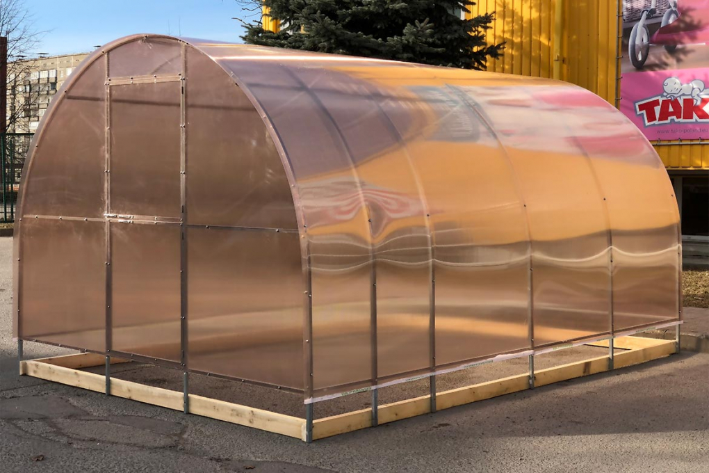 фото Поликарбонат сотовый 6 мм GREENHOUSE лист 12*2,1 метров