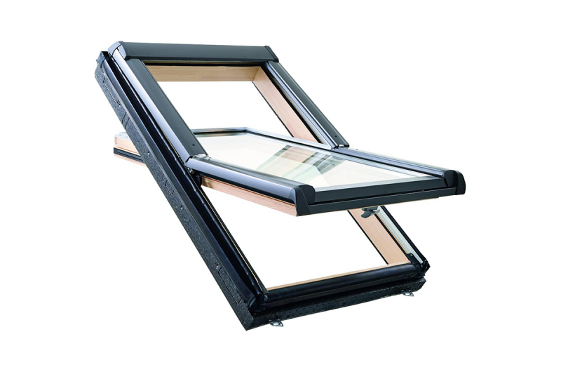 фото Roto окно R49 Н200 с термоблоком, дерево 114*140